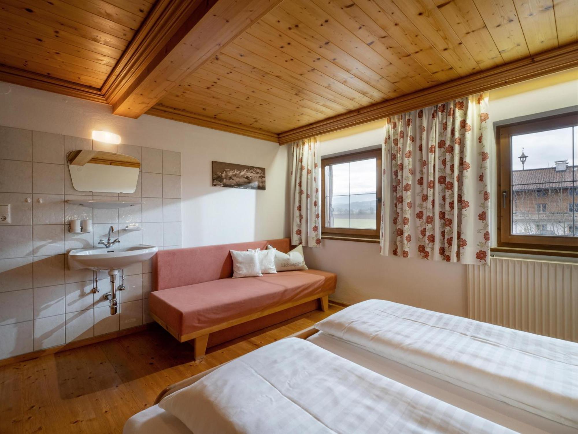 Kroepflhof Sankt Johann in Tirol Exteriör bild